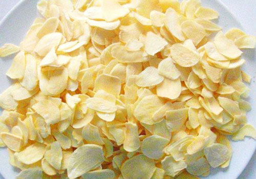 dehydrate-garlic-flakes